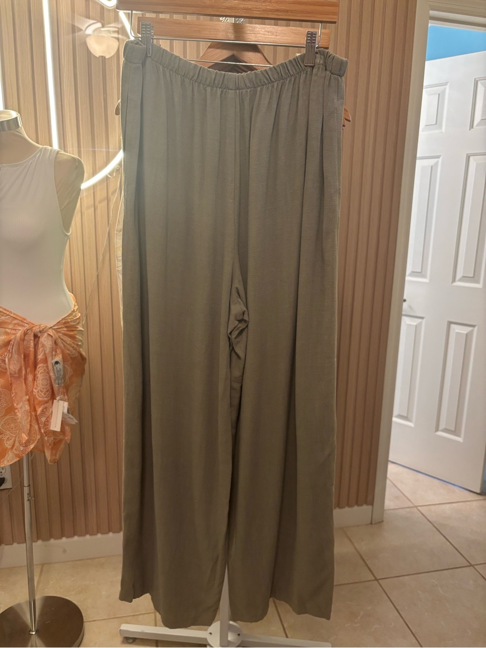NLT Linen Lantern Pant - Sage - Picture 2 of 3